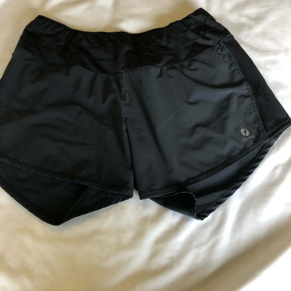 Oiselle roga shorts
